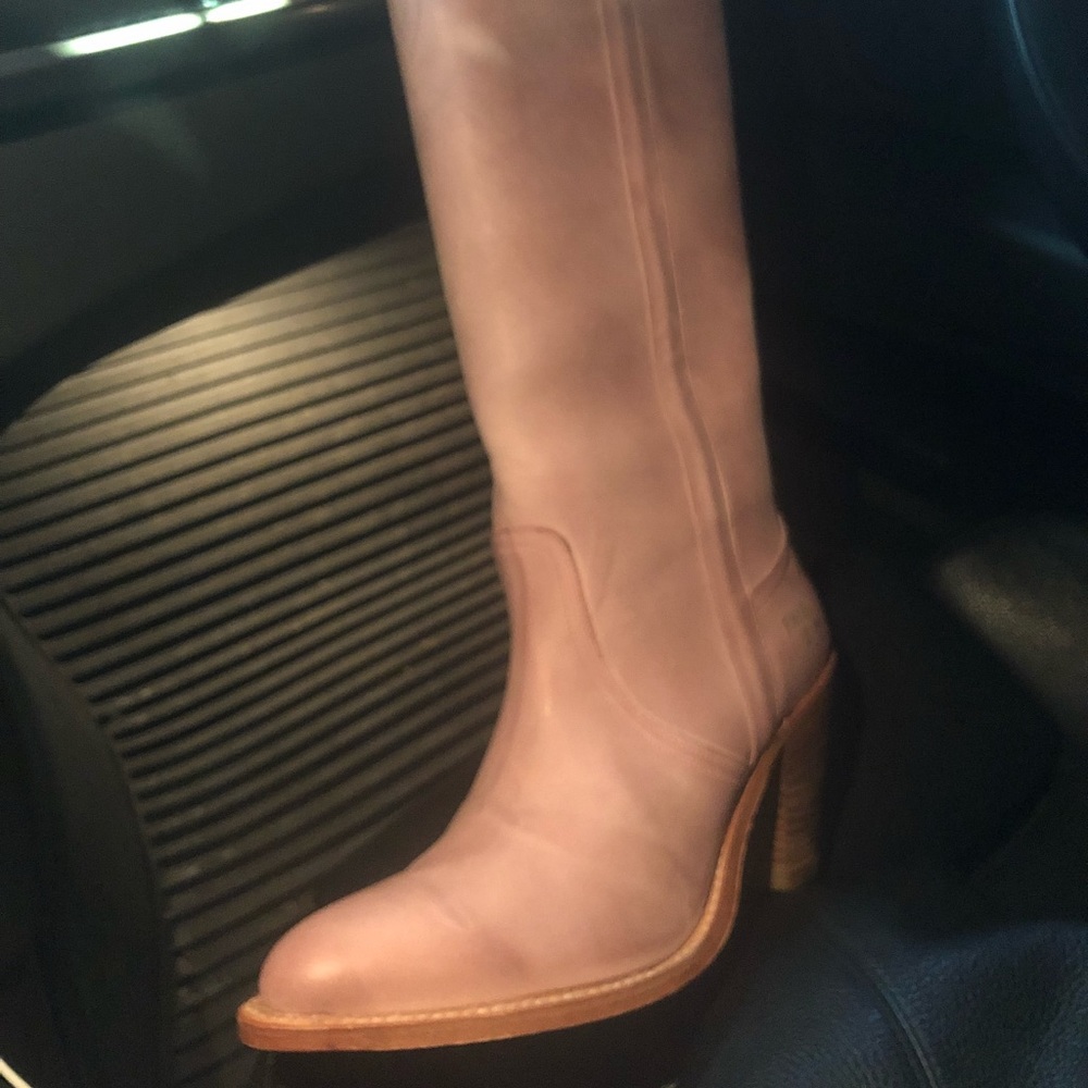 Frye cowgirl boots soft pink (blush) suede 39